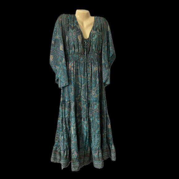 Anthropologie Dresses & Skirts - Boemo Anthropologie L Boho Renaissance Batwing Sleeve Maxi Dress Paisley
